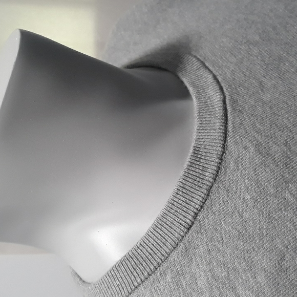 Tommy John mens light grey cotton modal crewneck sweater. Medium - Picture 5 of 8